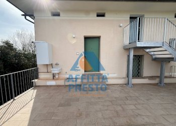 Foto 17 - Two-room apartment Cerreto Guidi - photo 17