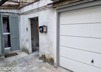 Foto 2 - Box piazza san rocco
 
2, Como - foto 2