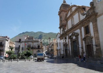 Foto 12 - Trilocale Via San Pietro
 
16, Carini - foto 12