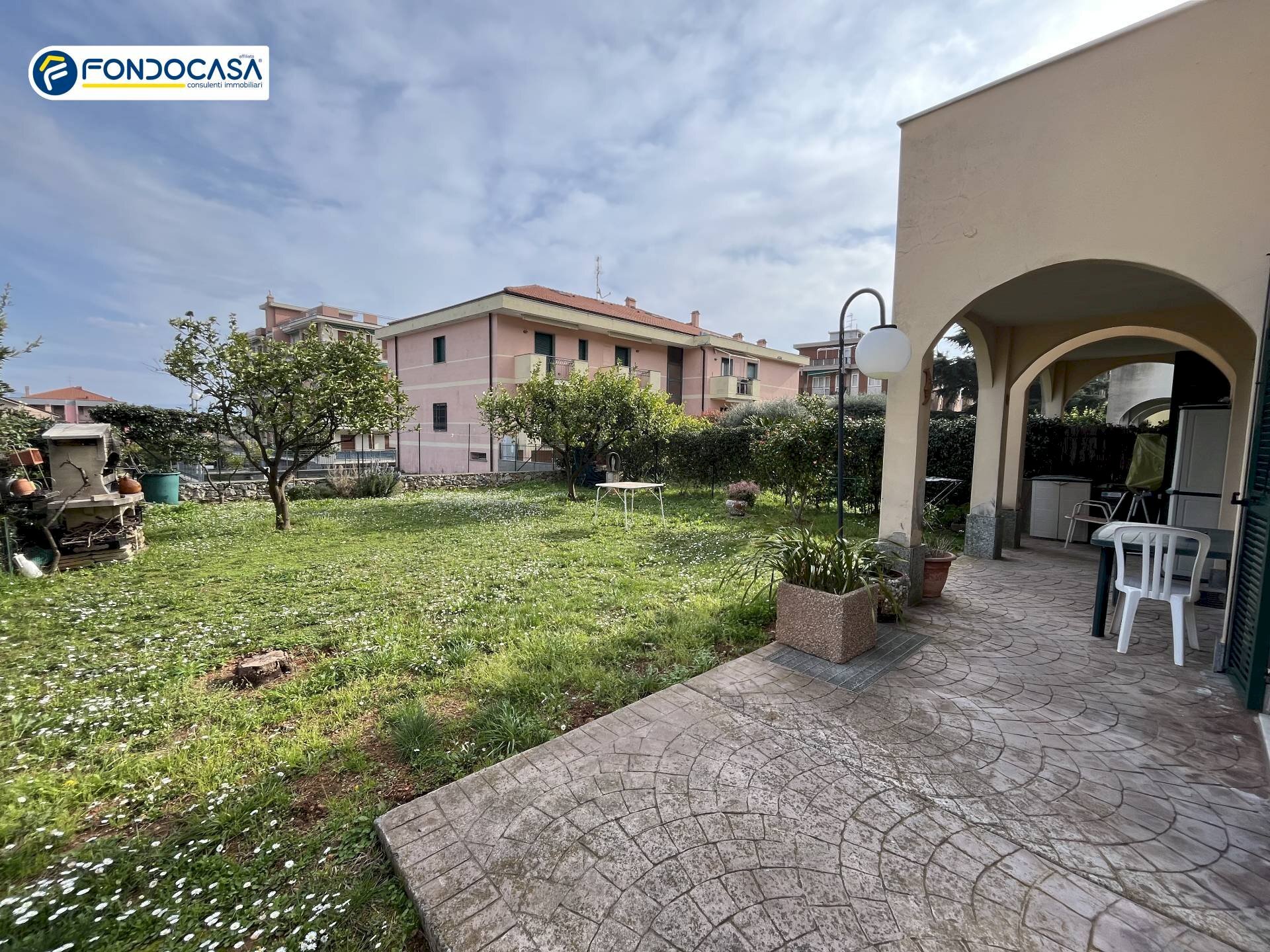 Foto 2 - Quadrilocale Via Marco Polo
 
13B, Borghetto Santo Spirito - foto 2