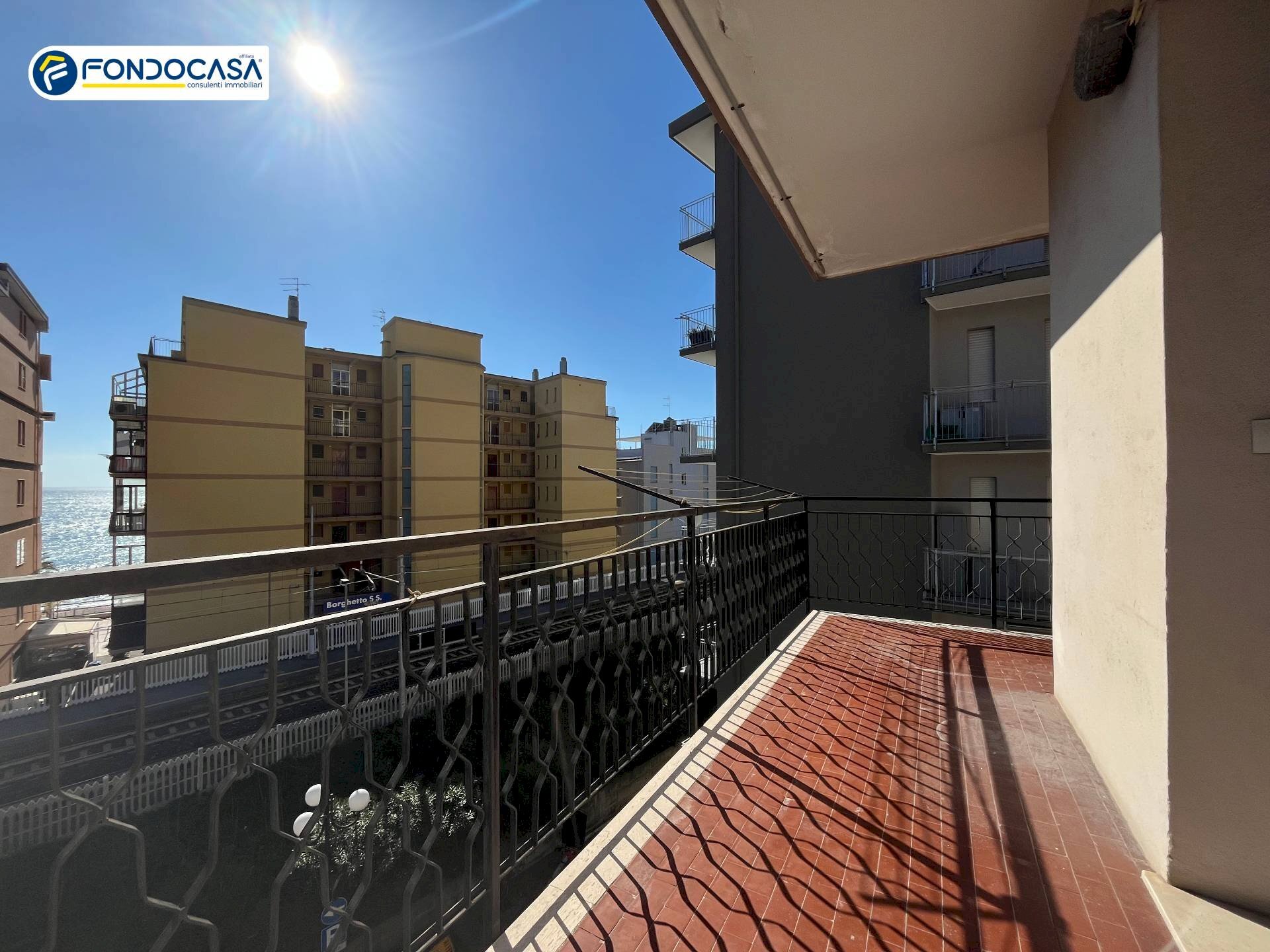 Foto 2 - Trilocale Corso IV Novembre
 
6, Borghetto Santo Spirito - foto 2