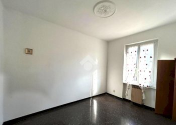 Four-room apartment Via Pernecco Inferiore, Serra Riccò - photo 8