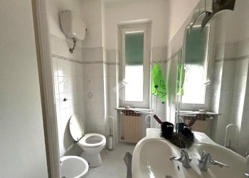 Four-room apartment Via Pernecco Inferiore, Serra Riccò - photo 13