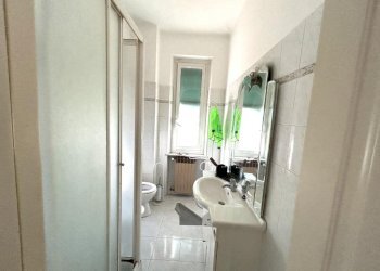 Four-room apartment Via Pernecco Inferiore, Serra Riccò - photo 14