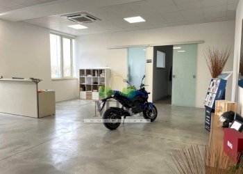 Foto 1 - Capannone Via Vibrata, Alba Adriatica - foto 1