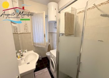 Foto 2 - Quadrilocale PIAZZA MAMELI
 
8, Recco - foto 2