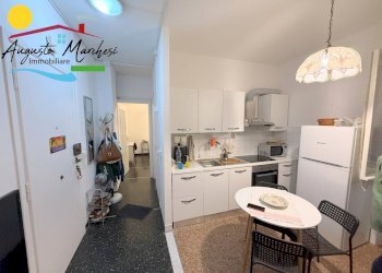 Foto 3 - Quadrilocale PIAZZA MAMELI
 
8, Recco - foto 3