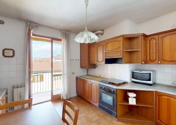 Foto 8 - Three-room apartment Piazza della Repubblica, Malnate - photo 8