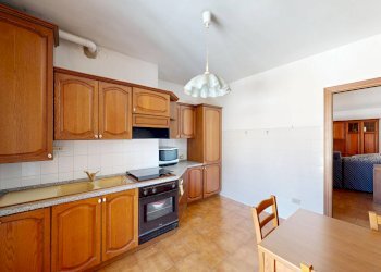 Foto 9 - Three-room apartment Piazza della Repubblica, Malnate - photo 9