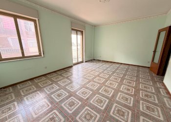 Foto 2 - Quadrilocale VIALE SANTA PANAGIA
 
188, Siracusa - foto 2