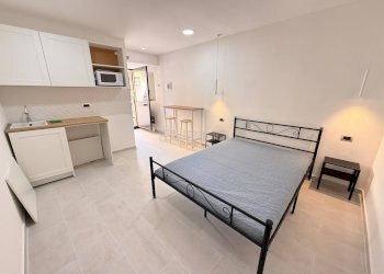 Foto 1 - Monolocale VIA DEI MENGULENSI
45, Siracusa - foto 1