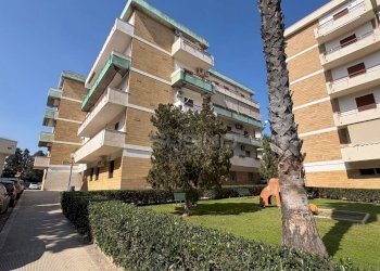 Foto 1 - Office VIALE TERACATI
 
51, Siracusa - photo 1