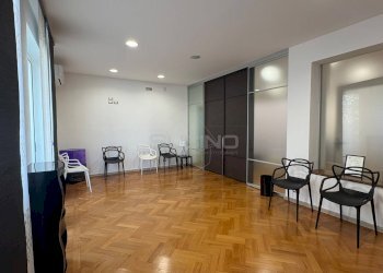 Foto 8 - Office VIALE TERACATI
 
51, Siracusa - photo 8