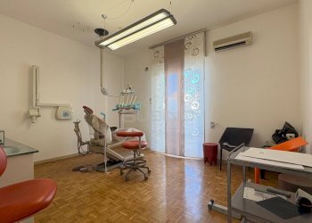 Foto 12 - Office VIALE TERACATI
 
51, Siracusa - photo 12