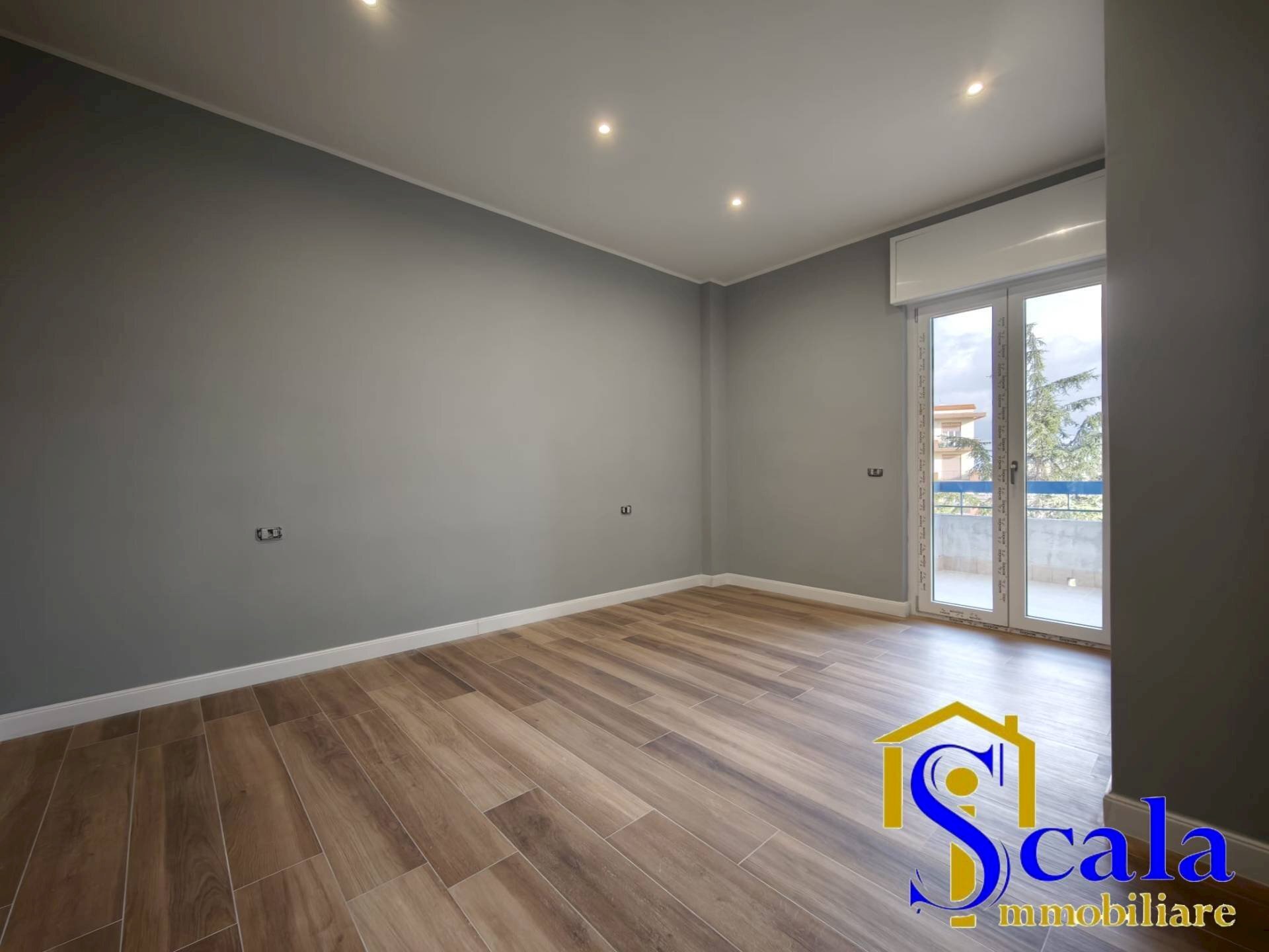 Foto 3 - Three-room apartment VIA ACHILLE GRANDI, Santa Maria Capua Vetere - photo 3