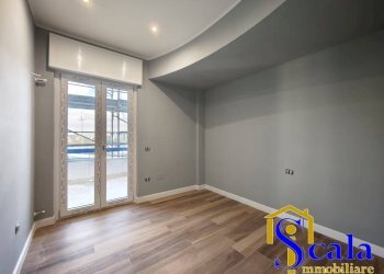 Foto 5 - Three-room apartment VIA ACHILLE GRANDI, Santa Maria Capua Vetere - photo 5