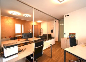 Foto 6 - Office Via Ortigara
1, Vimercate - photo 6