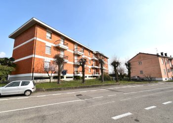 Foto 1 - Trilocale via Silvio Pellico
 
4, Bernareggio - foto 1