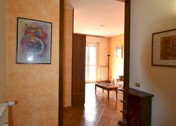 Foto 2 - Trilocale via Silvio Pellico
 
4, Bernareggio - foto 2