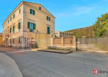 Foto 5 - Stabile - Palazzo Via Roma
 
snc, Isola del Liri - foto 5