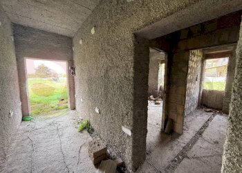 Foto 12 - Rustico Via Borgo Murata
 
390, Arce - foto 12