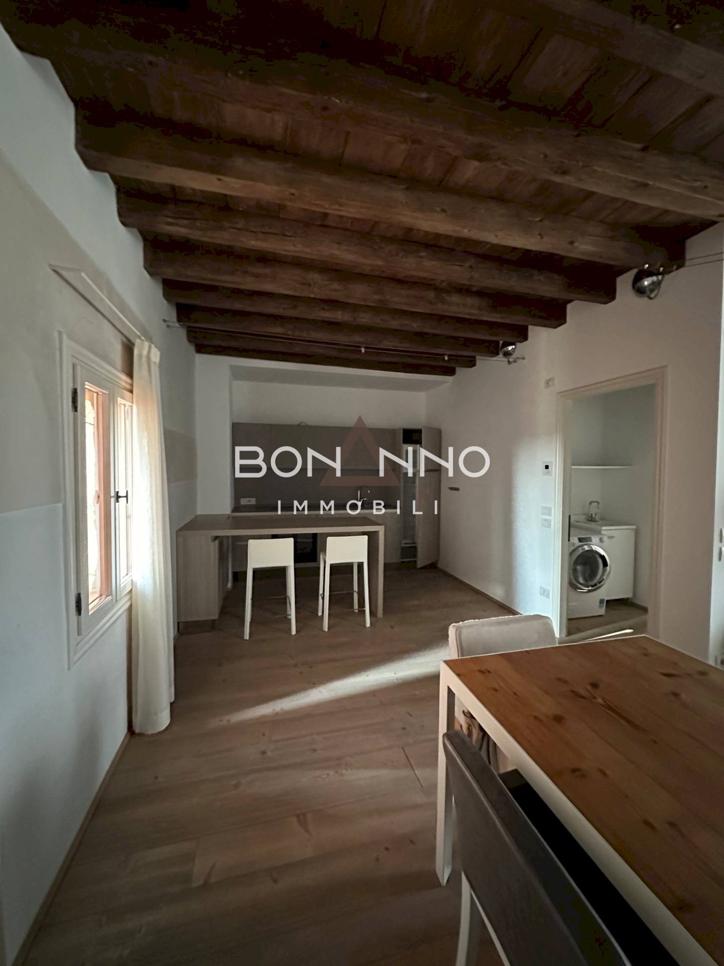 Foto 2 - Appartamento PIAZZA DALL'ARMI
 
1, Montebelluna - foto 2