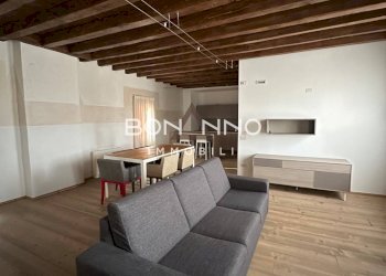 Foto 1 - Appartamento PIAZZA DALL'ARMI
 
1, Montebelluna - foto 1