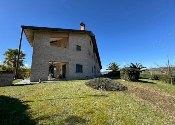 Foto 5 - Villa via Luigi Einaudi, Grottazzolina - photo 5