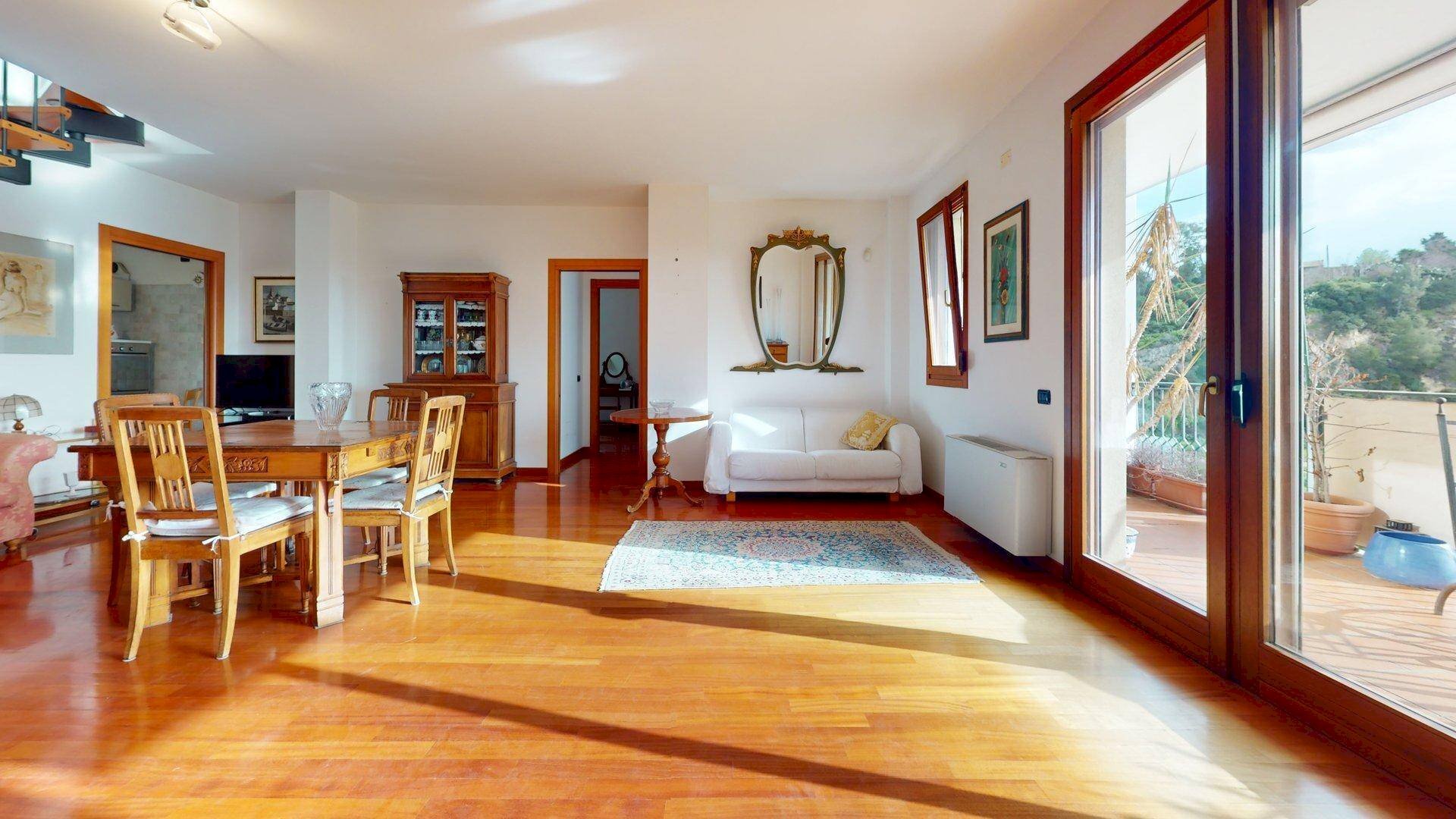 Foto 1 - Quadrilocale Via Is Maglias
 
188, Cagliari - foto 1