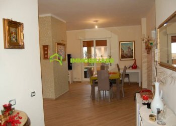 Foto 1 - Attic collina dei pini
 
0, Cisterna di Latina - photo 1