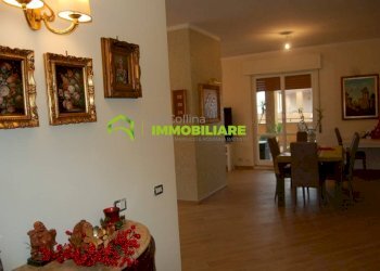 Foto 2 - Attic collina dei pini
 
0, Cisterna di Latina - photo 2