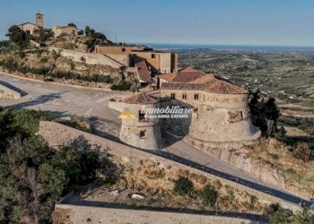 Castello VIA CASTELLO DI MONTEBELLO 15, Poggio Torriana - foto 5