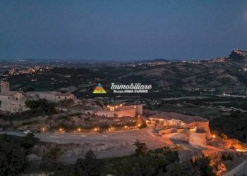 Castello VIA CASTELLO DI MONTEBELLO 15, Poggio Torriana - foto 11