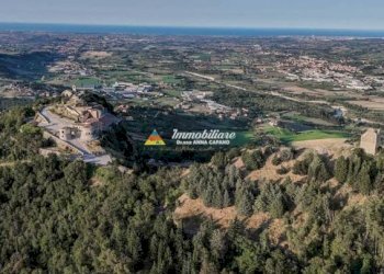 Castello VIA CASTELLO DI MONTEBELLO 15, Poggio Torriana - foto 12