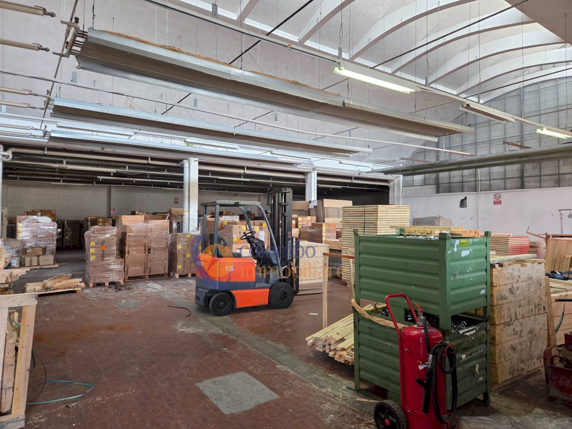 Foto 3 - Shed via XXIV Maggio
 
33, Busto Arsizio - photo 2