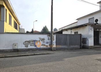 Foto 24 - Shed via XXIV Maggio
33, Busto Arsizio - photo 23