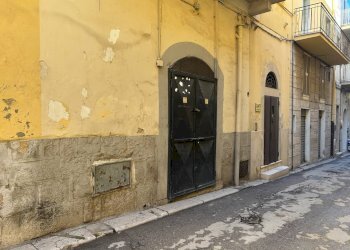 Foto 1 - Locale Commerciale via Fratelli Bandiera
6, Canosa di Puglia - foto 1