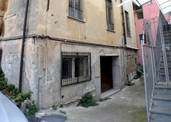 Foto 3 - Box Via XXV Aprile, Imperia - foto 3