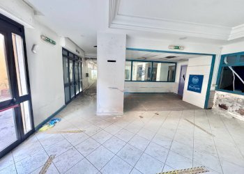 Foto 6 - Warehouse Via Principe Di Palagonia
 
8, Palermo - photo 6