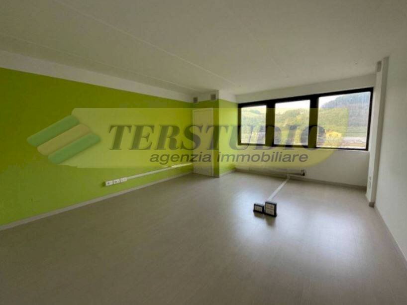 Foto 2 - Ufficio Via Guglielmo Marconi
 
snc, Vaprio d'Adda - foto 2