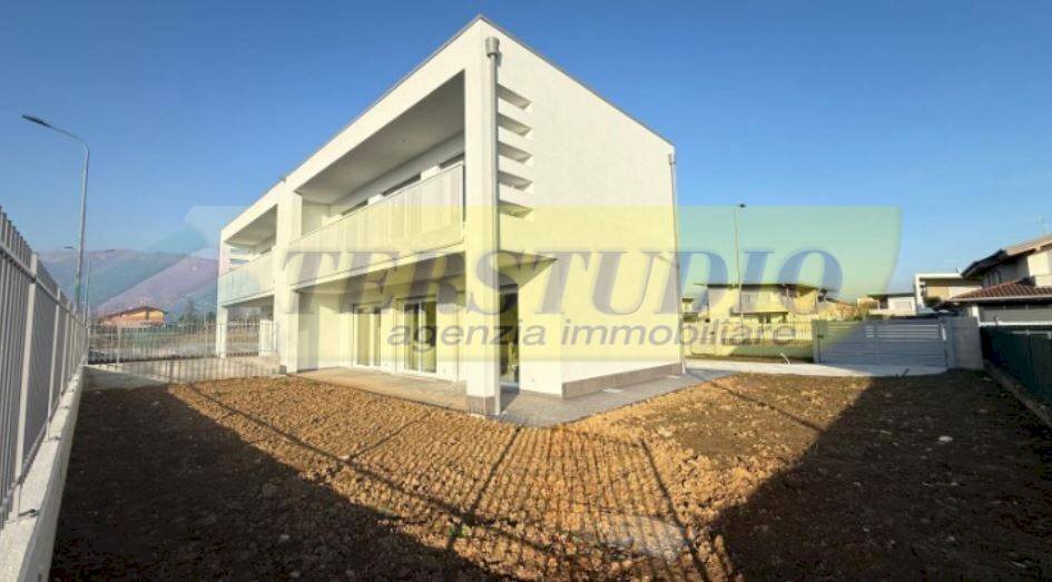 Foto 3 - Casa semi indipendente Via Gabriele D'Annunzio
 
snc, Mapello - foto 3