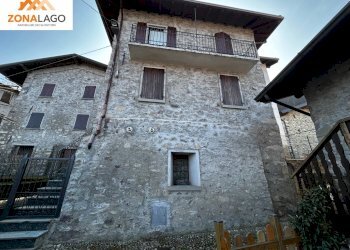 Foto 1 - Trilocale via dosso
 
2, Pisogne - foto 1