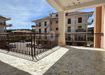 Foto 8 - Four-room apartment via Aldo Moro
 
13, Castrolibero - photo 8