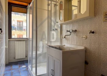 Foto 32 - Four-room apartment via Aldo Moro
 
13, Castrolibero - photo 32