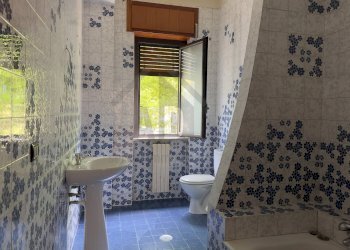 Foto 33 - Four-room apartment via Aldo Moro
 
13, Castrolibero - photo 33