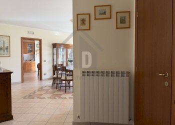 Foto 3 - Quadrilocale via roma
 
73, Casali del Manco - foto 3