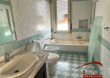 Foto 7 - Quadrilocale viale epipoli
 
32, Siracusa - foto 7