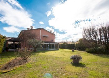 Foto 1 - Villa Via dei Peschi
 
42, Pescantina - photo 1