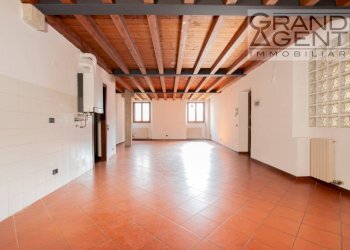 Foto 1 - Trilocale Corte Sgarzarie
 
4, Verona - foto 1