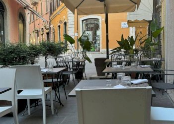 Foto 4 - Attività Commerciale 50 m da piazza del popolo, Ascoli Piceno - foto 4